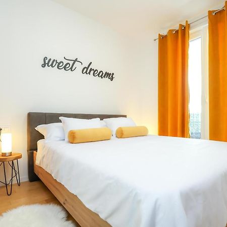 Apartment Margarita Задар Екстер'єр фото